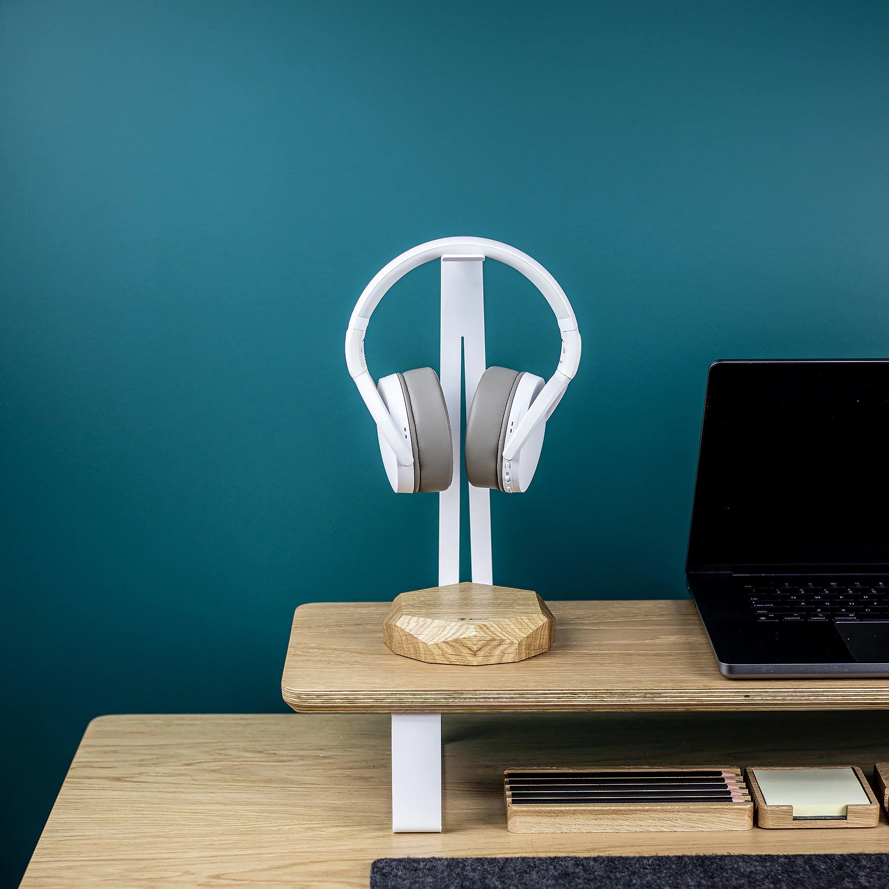 Wooden Headphone Stand, Headphone Holder, Desk Headphone Hanger - Gift for Gamers and Audiophiles. Gaming Headset Stand Made of Walnut